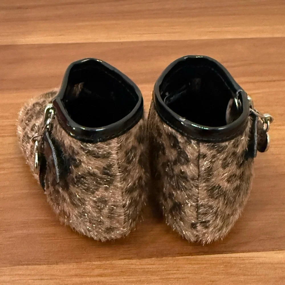 STUART WEITZMAN My First Weitzman Baby Zipper Tan Faux Fur Boots Cheetah Size 2